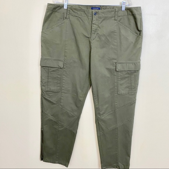 Jones New York Cargo Pants - Picture 1 of 8